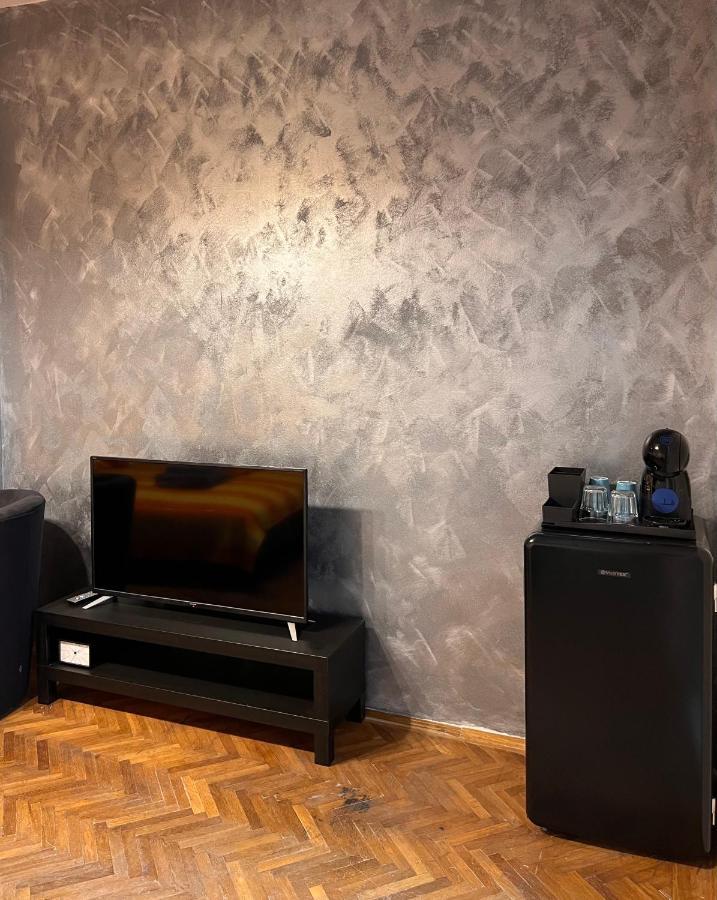 Emi Apartaments Bucarest Extérieur photo