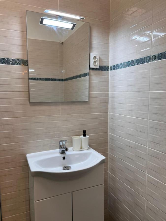 Emi Apartaments Bucarest Extérieur photo